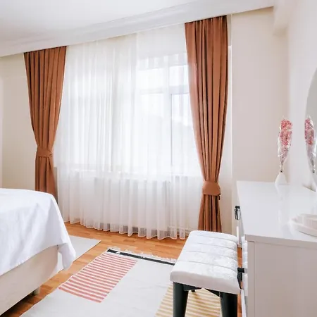Central Flat Near Cevahir Mall And Metro In Sisli *